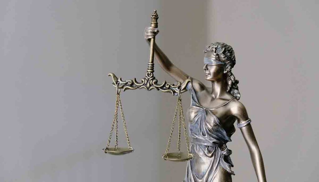 Bronze statue of Lady Justice.